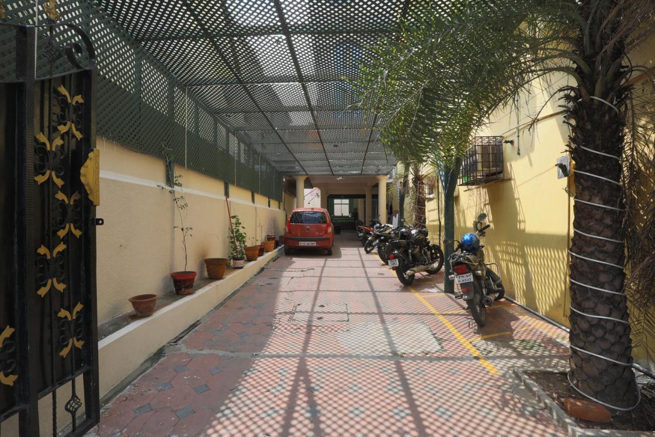 Green Tree Hotel - Us Consulate Chennai Exterior photo